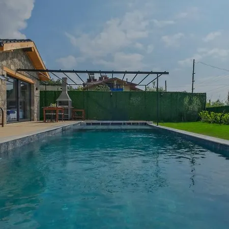 Hotel Guentekin Stone